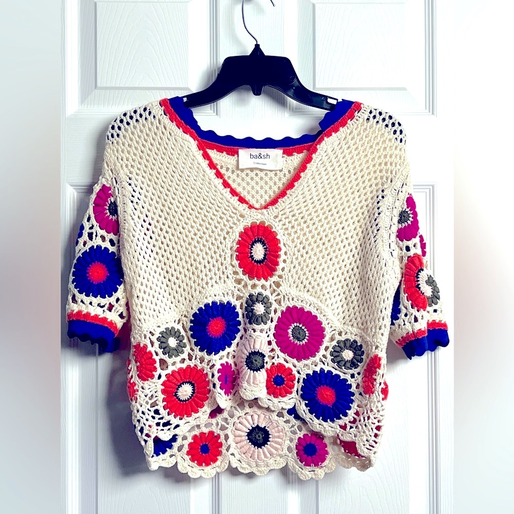 BA & SH Pull Honolulu top embroidery top